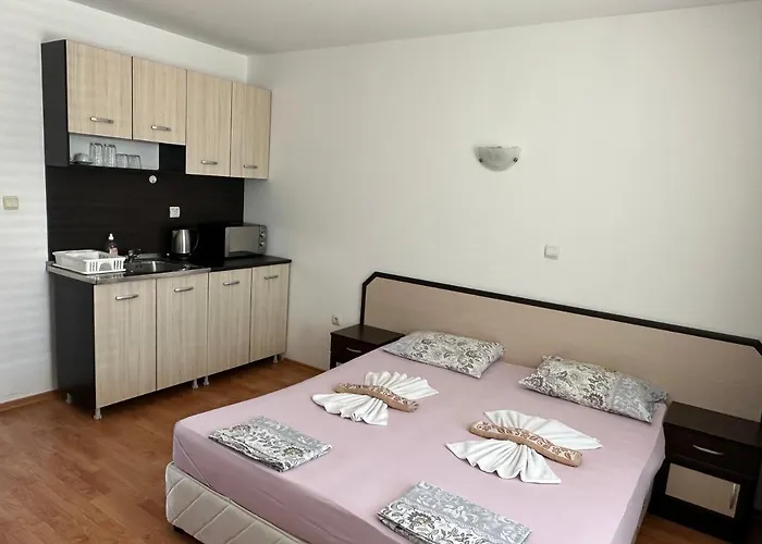 Complex Nev 3* Burgaz