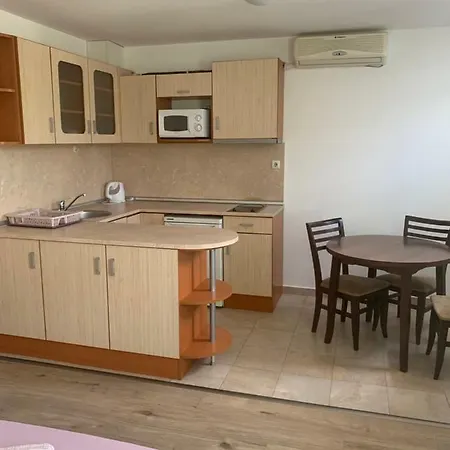 호텔 Complex Nev 3*